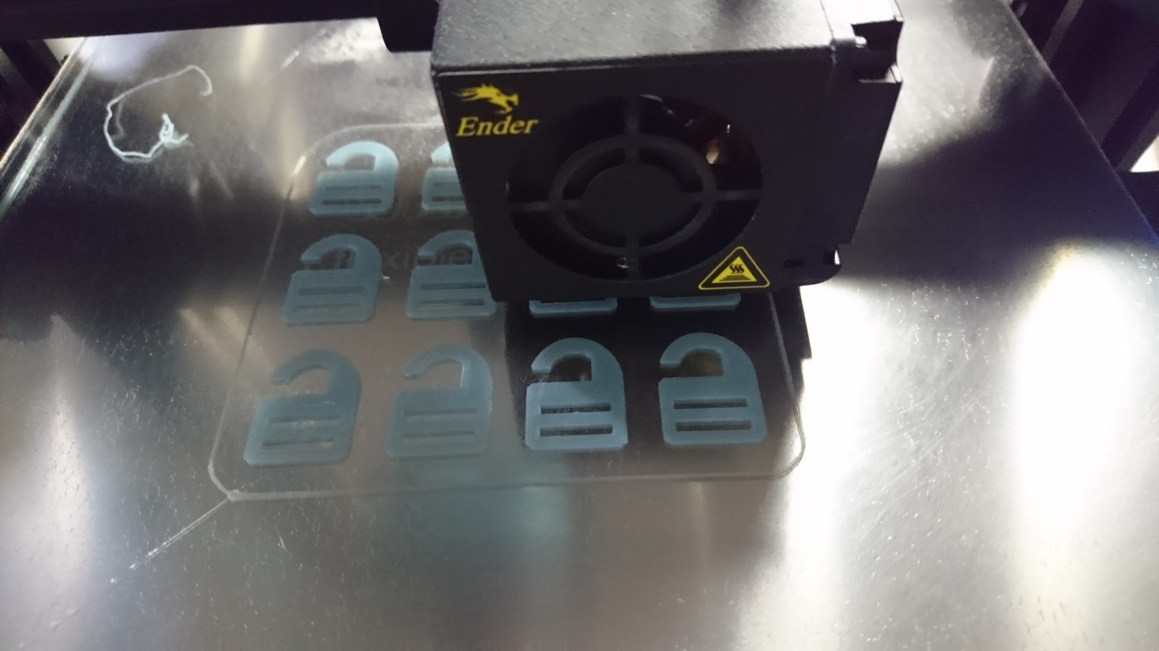 3D printer printing clasps
