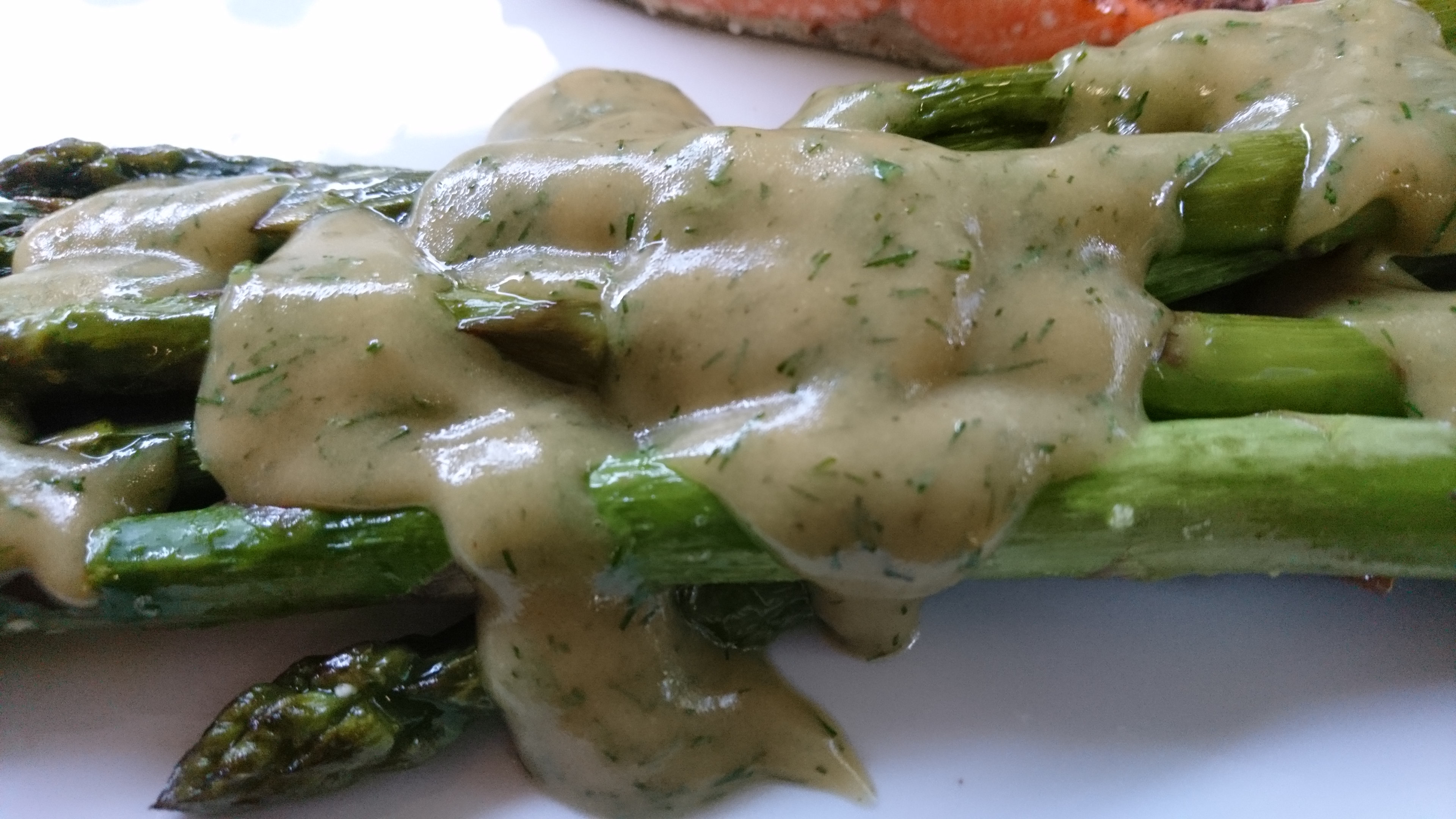 asparagus with dill-mustard sauce